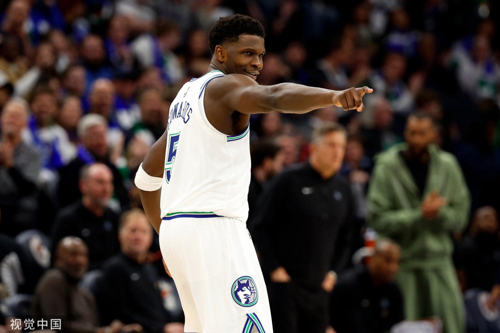 中国队通过 中国队通过