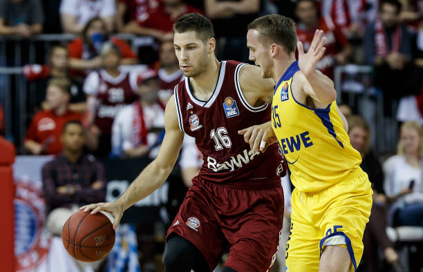 他不仅在外 他不仅在外